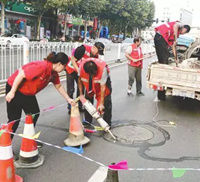 市區(qū)300余個“跳響”井蓋被修復(fù),車輛經(jīng)過不再敢“吱聲”
